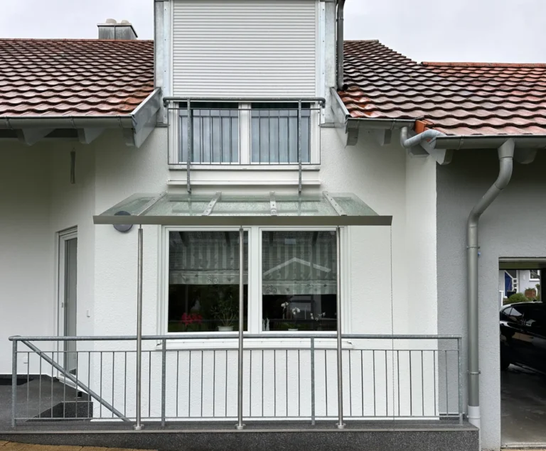 Vordächer aus Edelstahl von Zeller Metallbau